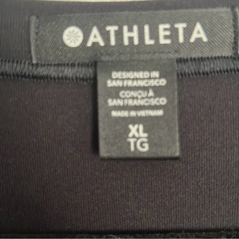 Athleta Relaxed Weekender Tee Black Size XL Oversized Tencel Modal - Picture 4 of 6
